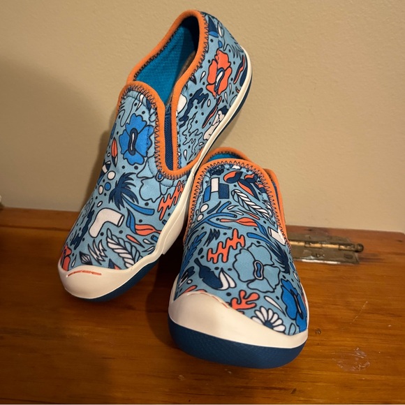 NWOT- PLAE Shoes MIGI NUCLEUS BLUE CHILL |Size Kids 1| - Picture 3 of 6